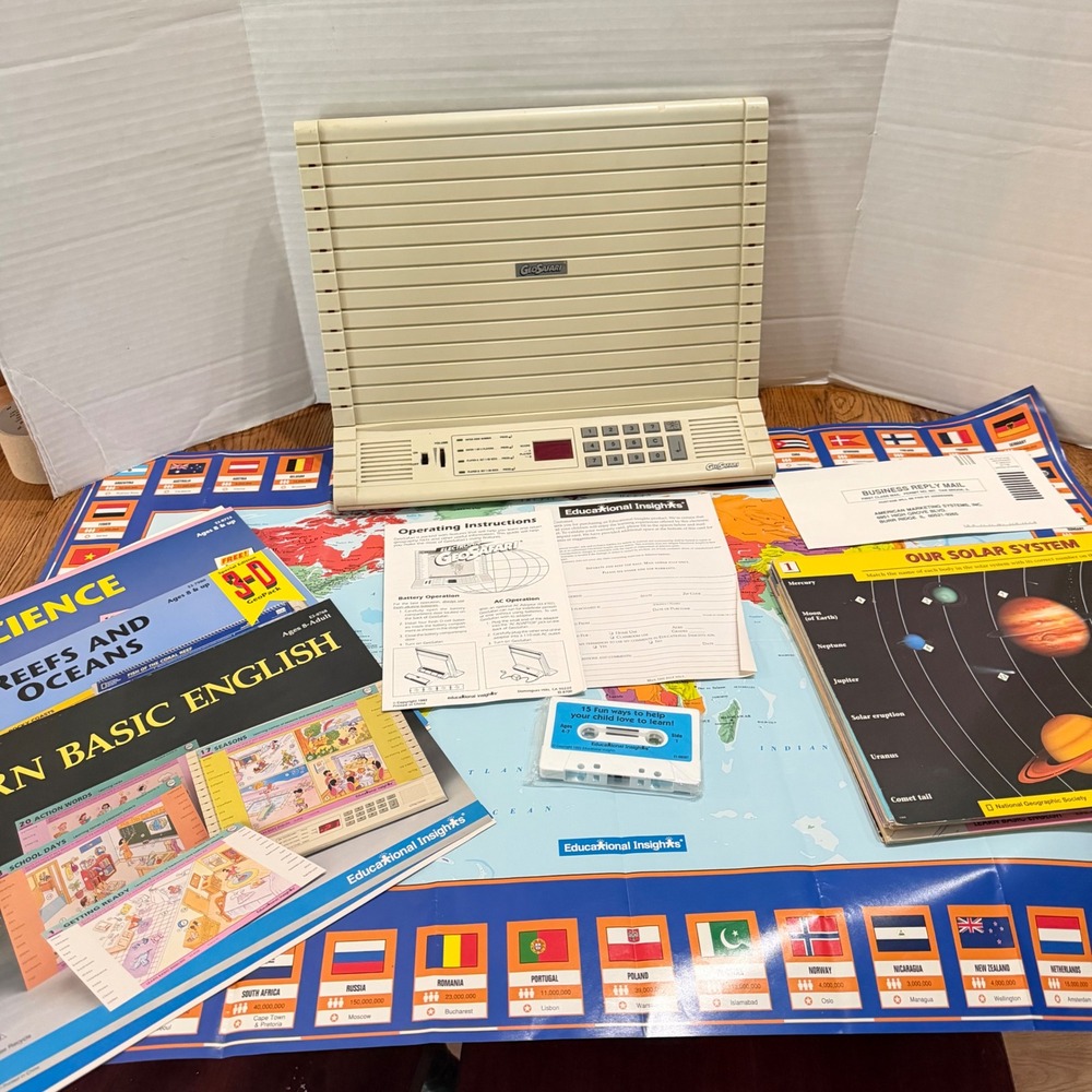 Vintage GeoSafari Electronic Learning Game EI-8700 Map Science English Cards Set